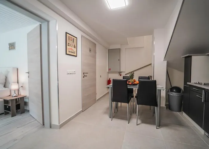 Behagliches Mit Kamin Mitten Im Wald * Feuchtenbach